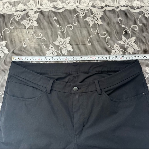 Lululemon ABC Pant Classic in Black Sz 36 - Picture 13 of 14